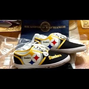 Steeler tennis shoes